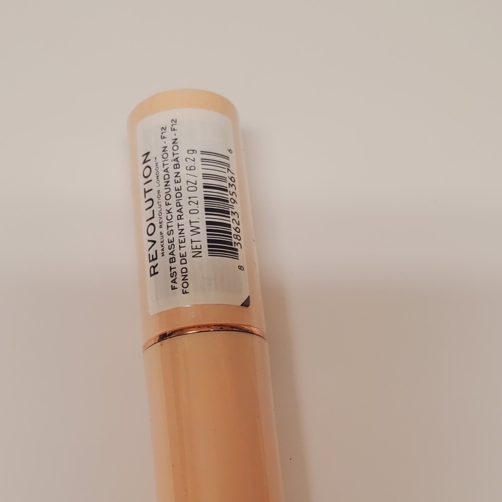 Revolution Stick Base Foundation🌴